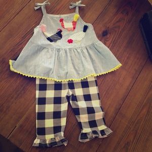 Mud pie 2 piece outfit